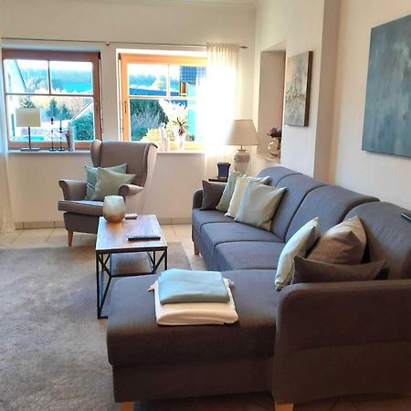 Holiday Flat With Idyllic Garden In Daun Bagian luar foto