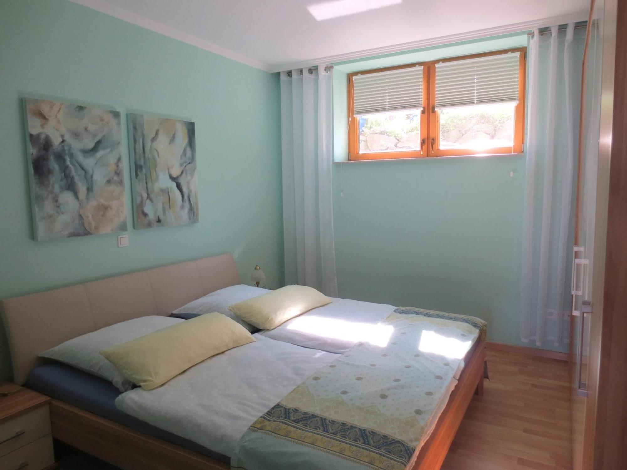 Holiday Flat With Idyllic Garden In Daun Bagian luar foto